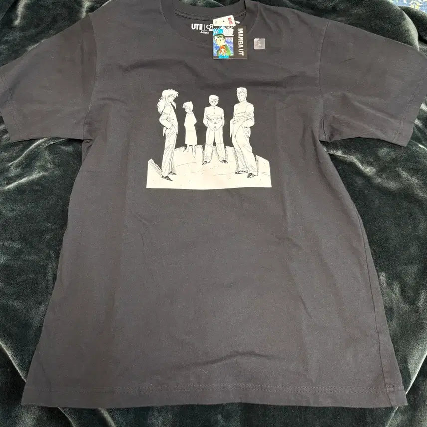 [SOLD OUT] 유유백서 유니클로 UT 블랙 L사이즈