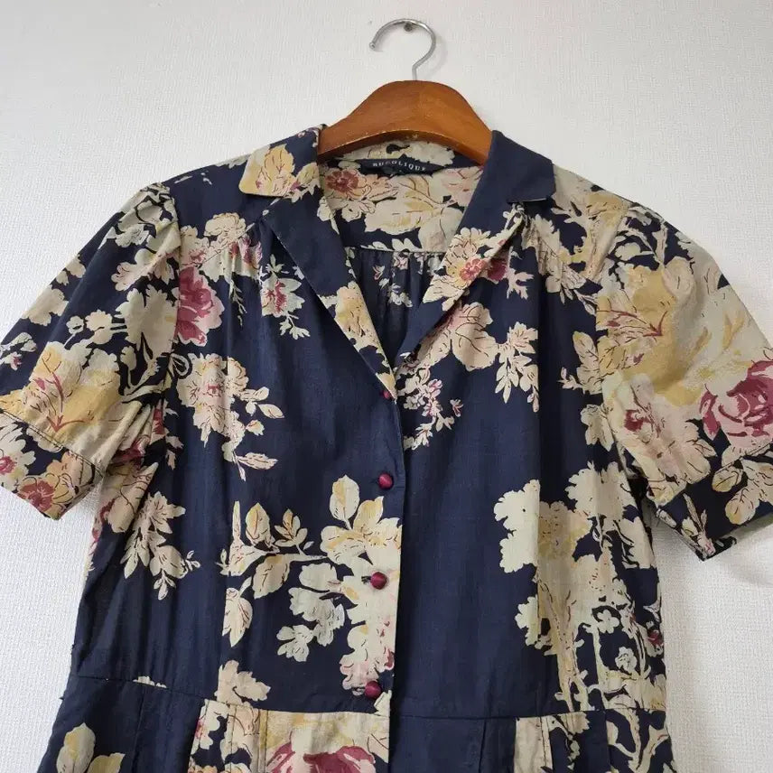 [BUNJANG] [비꼴리끄]플라워 반팔 롱 원피스 / [비꼴리끄]플라워 반팔 롱 원피스