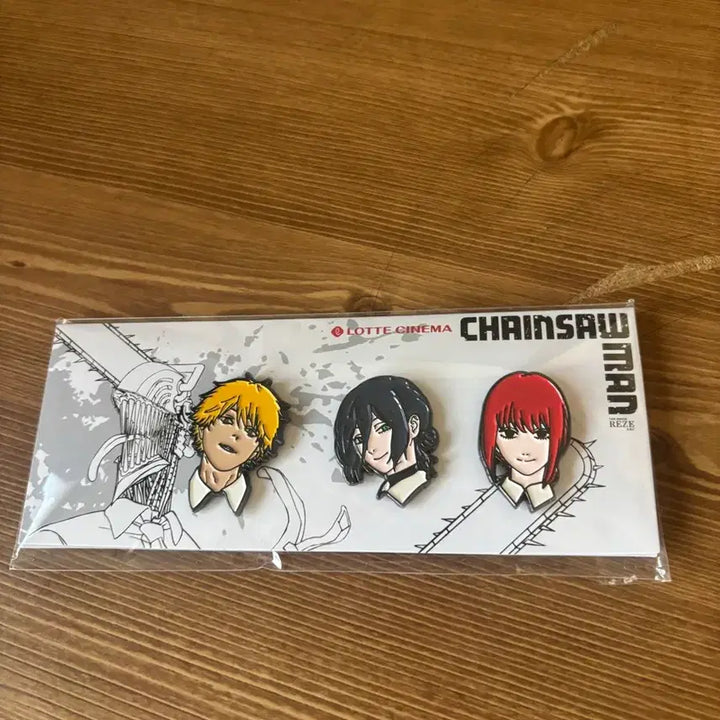 [SOLD OUT] 체인소맨 롯데시네마 3종 메탈 뱃지 세트(미개봉)