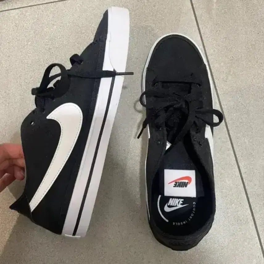 [SOLD OUT] 나이키 코트 레거시 블랙 캔버스 스니커즈 270 (거의 새상품)