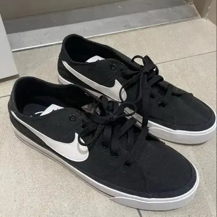 [SOLD OUT] 나이키 코트 레거시 블랙 캔버스 스니커즈 270 (거의 새상품)
