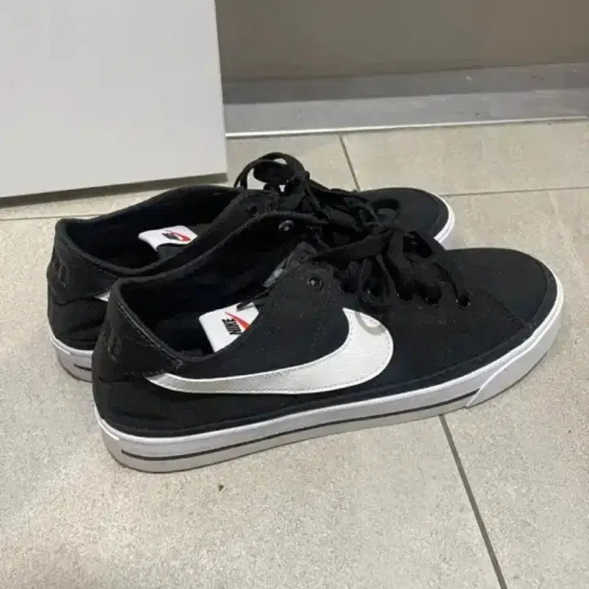 [SOLD OUT] 나이키 코트 레거시 블랙 캔버스 스니커즈 270 (거의 새상품)