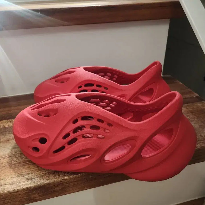 [SOLD OUT] 아디다스 이지폼러너