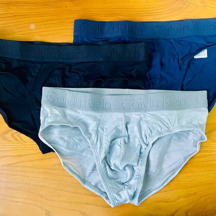 [BUNJANG] Calvin Klein Hip Brief Underwear / CK 캘빈클라인 언더웨어 힙 브리프 삼각 속옷 팬티