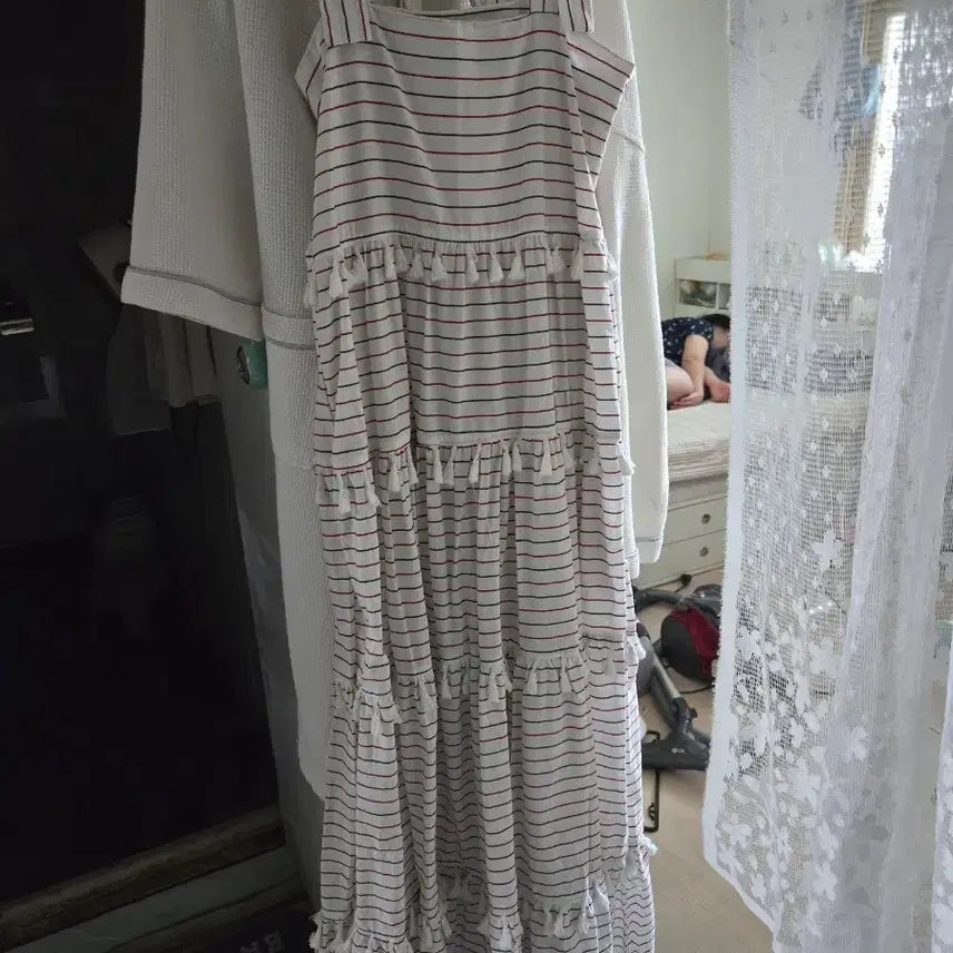 [BUNJANG] Tesla Long Sleeveless Dress / 테슬 롱 나시 원피스