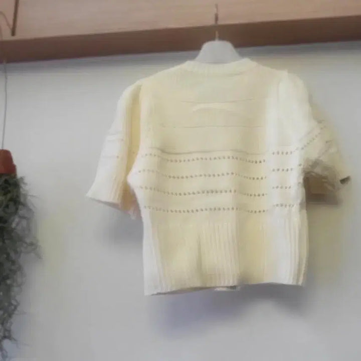 [BUNJANG] Ivory Puff Sleeve Knit Cardigan / (새옷) 아이보리 퍼프반팔 니트 가디건 55~66반사이즈
