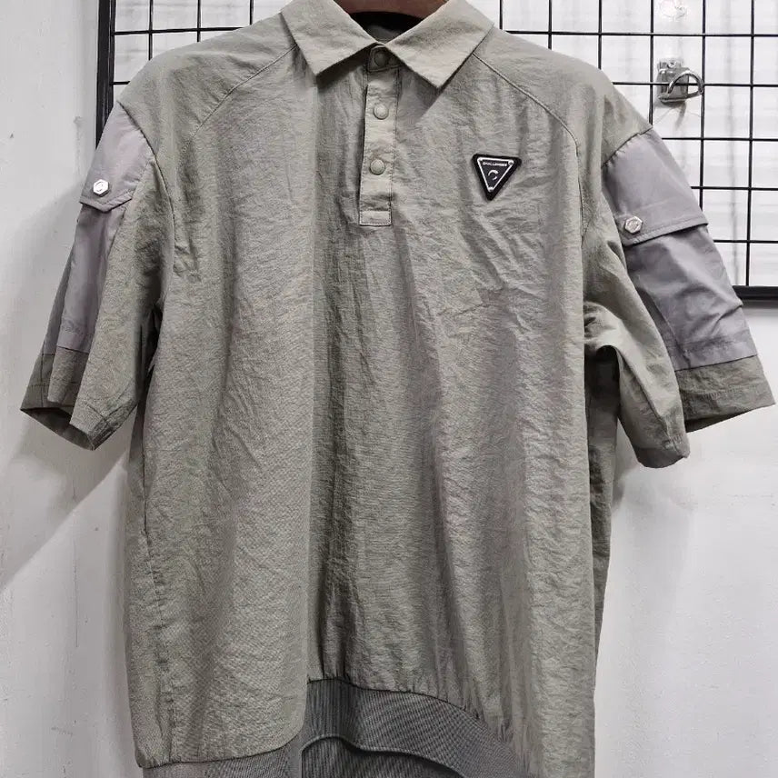 [BUNJANG] 100L Challenger Air Cool Short Sleeve Woven Top / 100L 챌린저 에어쿨 냉감 반팔 카라 우븐탑.