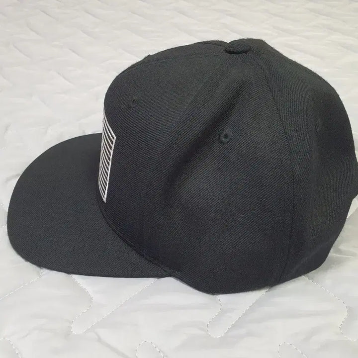 [SOLD OUT] 블랙스케일 모자