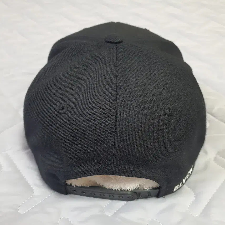 [SOLD OUT] 블랙스케일 모자