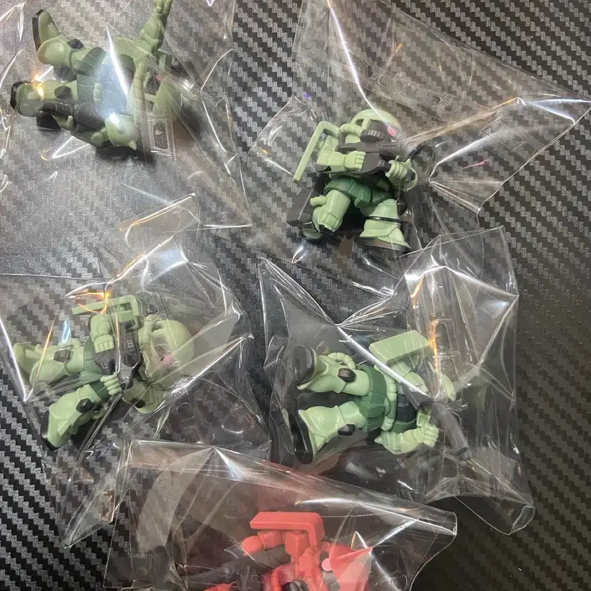 [SOLD OUT] 자쿠나란분데스가챠 올세트 전시품 판매합니다.