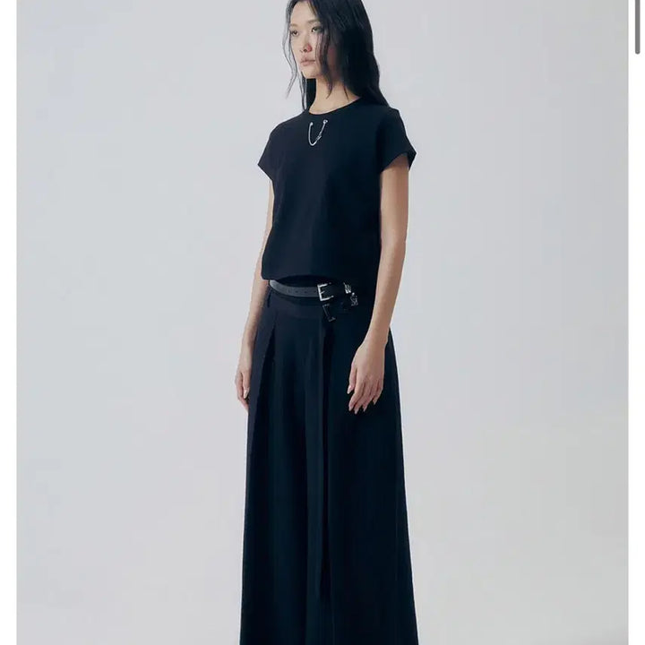 [SOLD OUT] 트리밍버드 반팔 티셔츠 Dubre Chain Crop T-Shirts