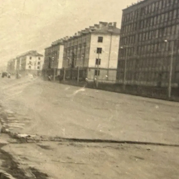 [BUNJANG] 1959 Pyongyang to Czechoslovakia Real Photo Postcard with Postal History / 1959년 - 평양 발송 - 아파트 대로 사진 -체코 행 사진엽서 실체