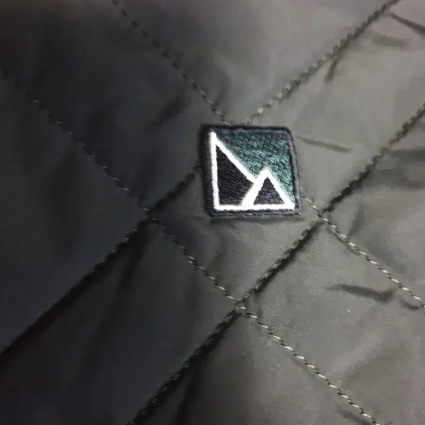 [BUNJANG] Life Log Reversible Fleece Vest (S) / 라이프로그 리버시블 플리스 조끼 베스트 (S)