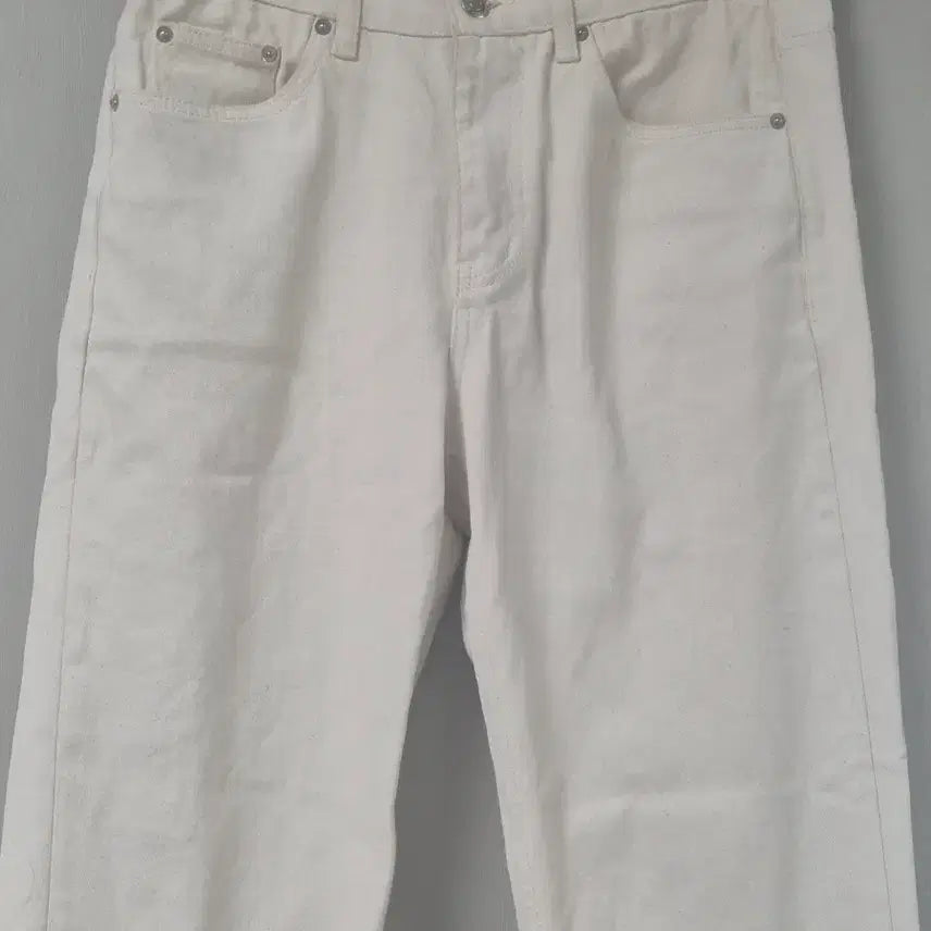 [SOLD OUT] 크림색 세미와이드 데님 30인치(이쁨)