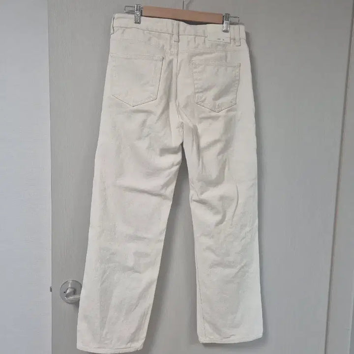 [SOLD OUT] 크림색 세미와이드 데님 30인치(이쁨)