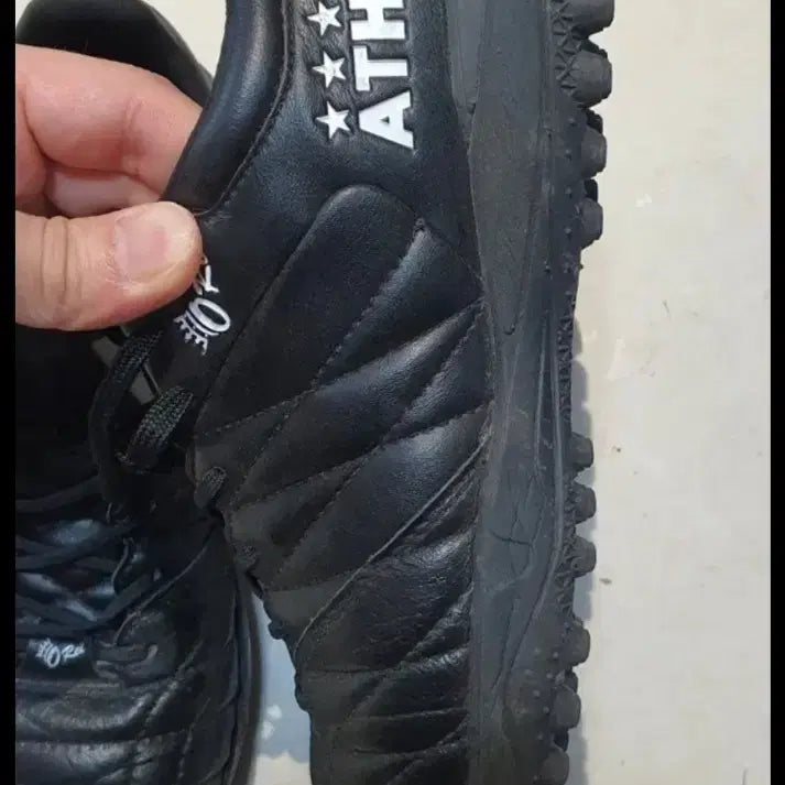 [SOLD OUT] ATHLETA 아슬레타풋살화 270