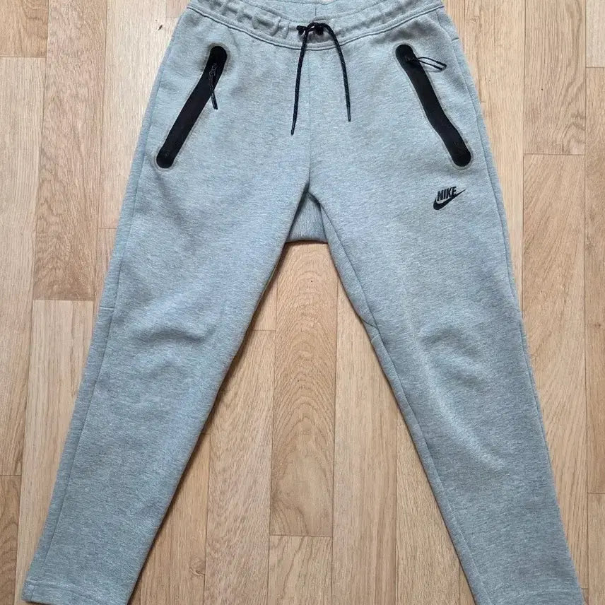 [SOLD OUT] 나이키 테크 플리스 조거 팬츠 회색