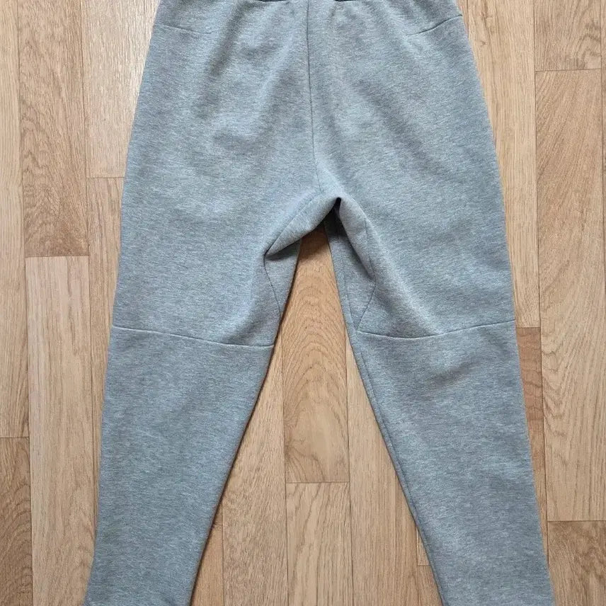 [SOLD OUT] 나이키 테크 플리스 조거 팬츠 회색