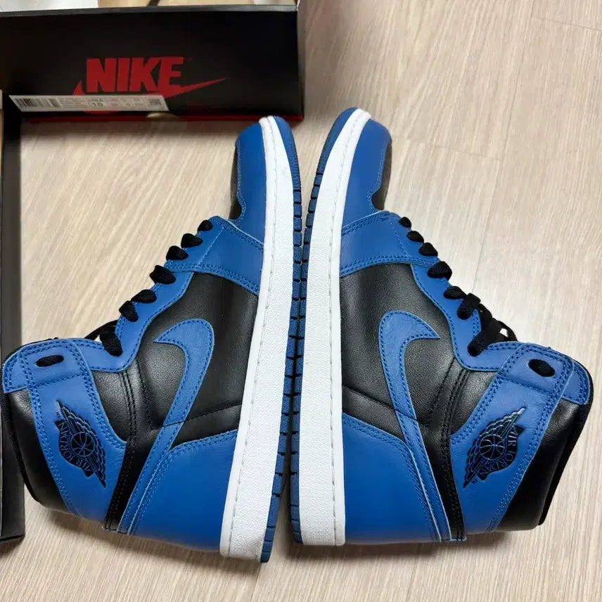 [BUNJANG] Nike Air Jordan 1 Dark Marina Blue Sneakers / 나이키 에어 조던 1 다크마리나블루 280