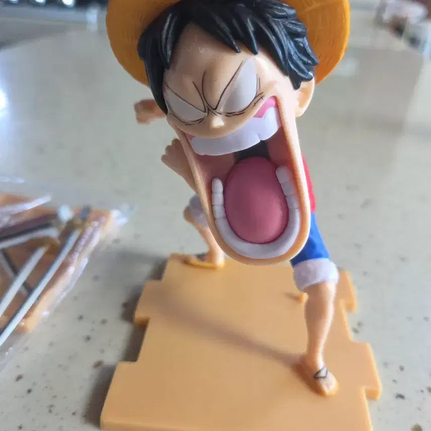 [SOLD OUT] 원피스 피규어