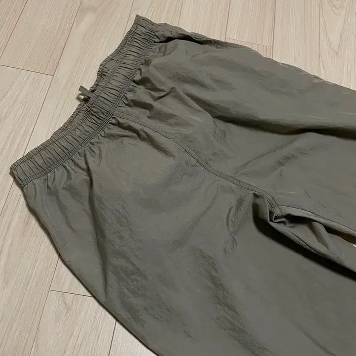 [BUNJANG] Suare Olive Bending Pants - Size L / 수아레 밴딩팬츠 올리브 L