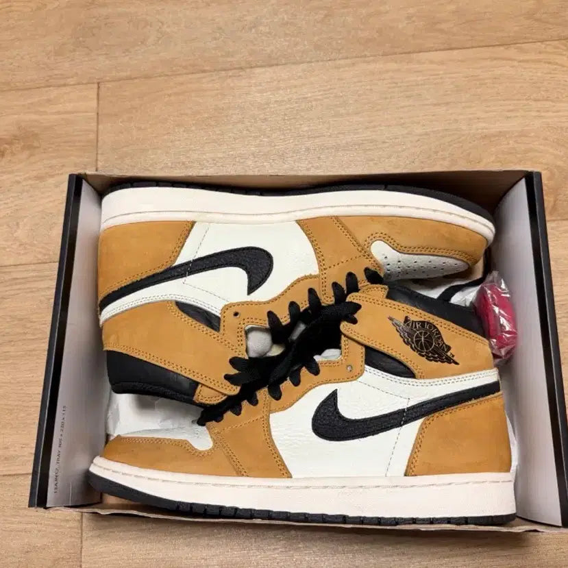 [SOLD OUT] 조던1 하이 루키 270