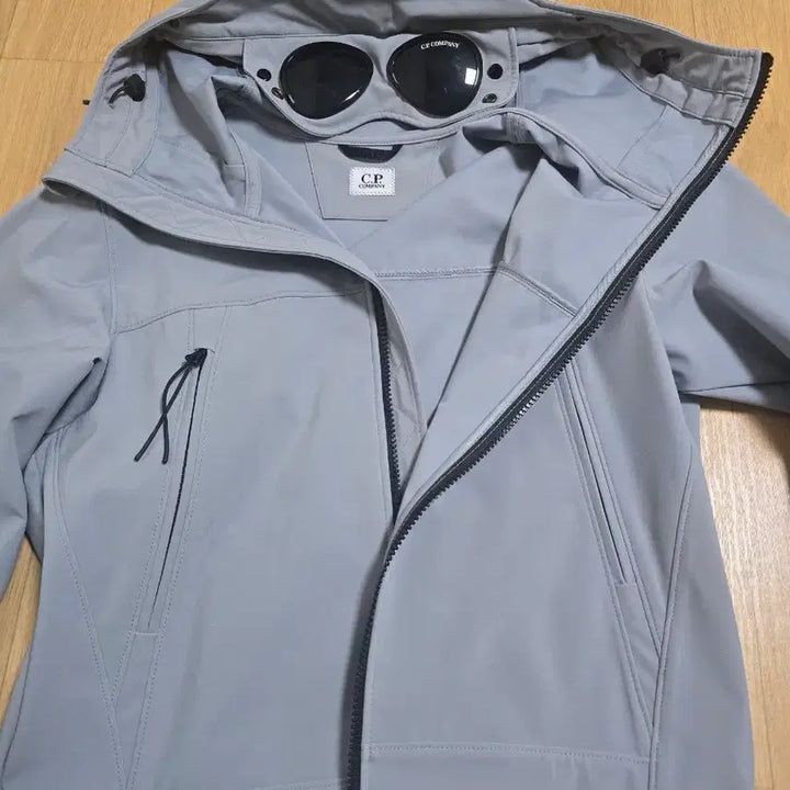 [SOLD OUT] 정품 CP컴퍼니 쉘R 고글 후드 자켓 그레이