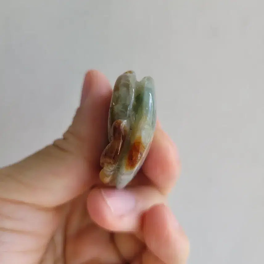 [BUNJANG] Jade Celadon Mushroom Sculpture Ornament / 영지버섯 비취 조각 장신구