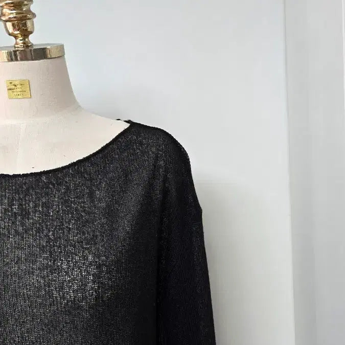 [BUNJANG] Black See-Through Loose Fit Long Sleeve Knit Top / 루즈핏 시스루 양쪽 옆트임 블랙 긴팔 니트