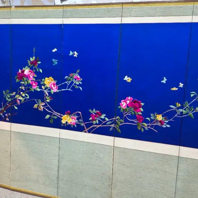 [BUNJANG] Embroidered Flower and Bird Screen / 고급 자수병풍