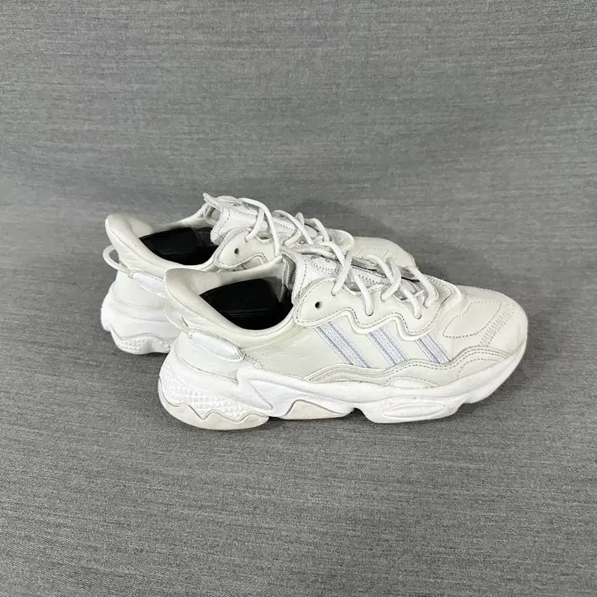 [BUNJANG] Adidas Ozweego Leather Sneakers (Women&
