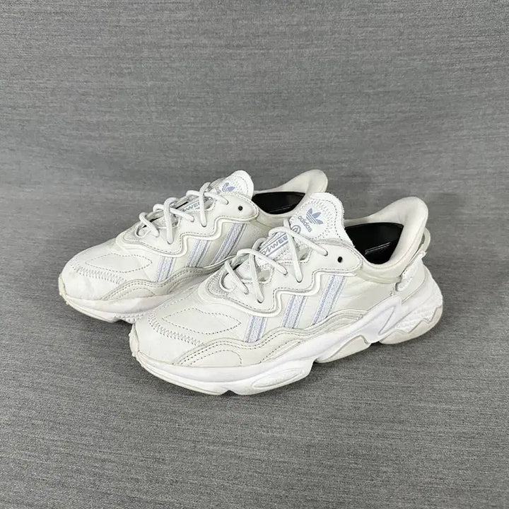 [BUNJANG] Adidas Ozweego Leather Sneakers (Women&