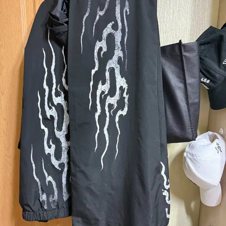 [SOLD OUT] Darc Sport 트랙 수트