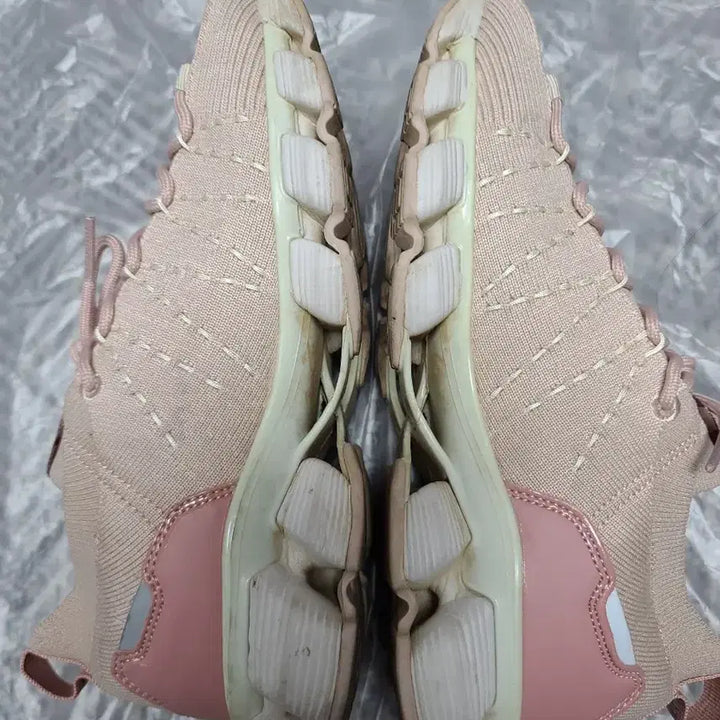 [BUNJANG] Ballop Tibat 02 Pink Sneakers / 채/밸롭 티바트 02 핑크 운동화 240