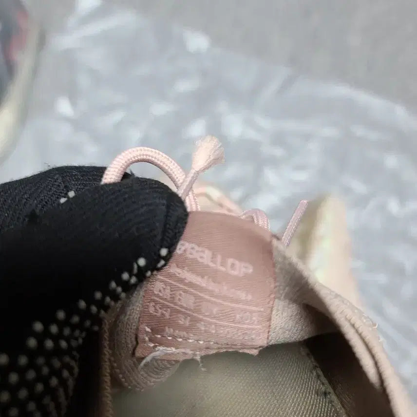 [BUNJANG] Ballop Tibat 02 Pink Sneakers / 채/밸롭 티바트 02 핑크 운동화 240