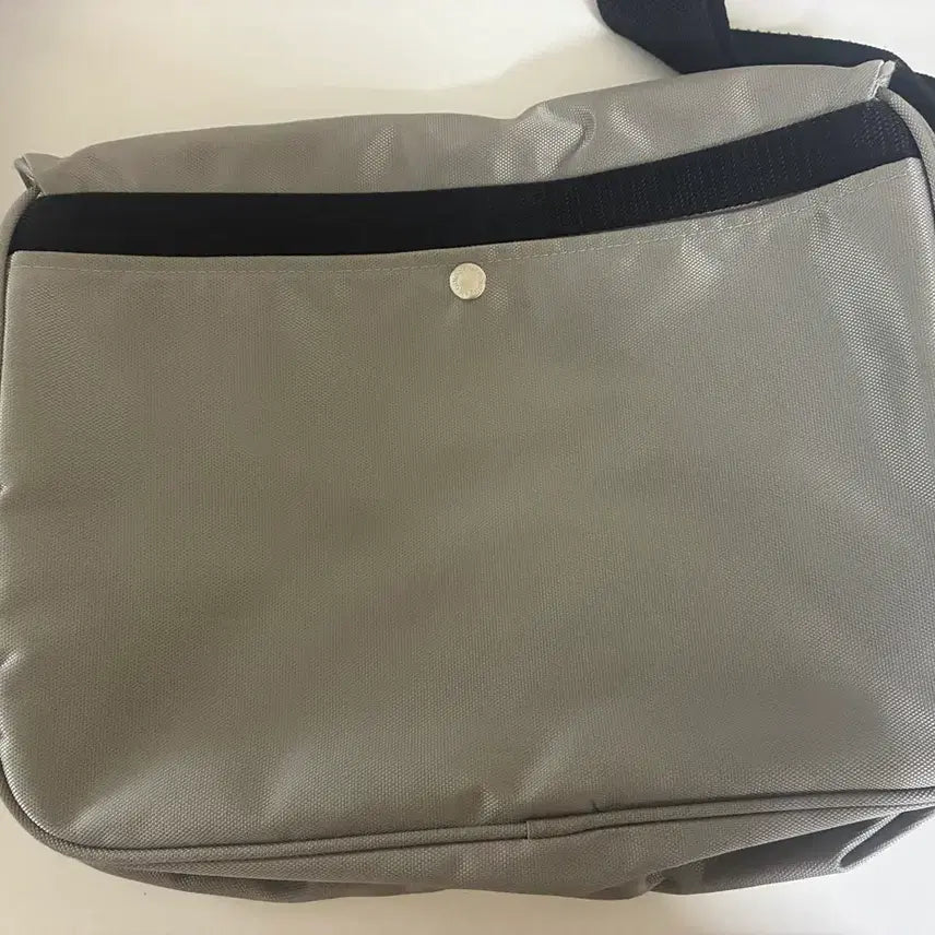 [BUNJANG] Adidas Old School Crossbody Bag / 아디다스 빈티지 올드스쿨 크로스백