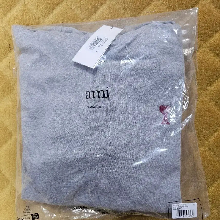 [BUNJANG] BTS (防弾少年団) Small Heart Logo Hoodie Gray L / 아미 스몰 하트 로고 후드티 그레이L
