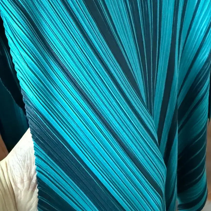 [BUNJANG] Blue Pleated Long Sleeve Tunic / 블루 플리츠 롱 슬리브 튜닉
