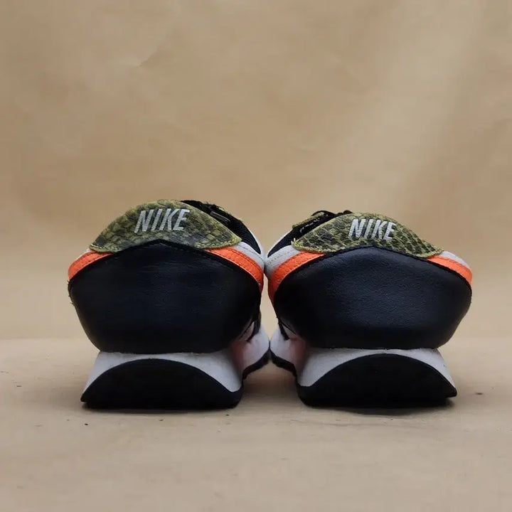 [BUNJANG] Nike Daybreak Total Orange Sneakers 245 / 나이키 데이브레이크 토탈오렌지 운동화245