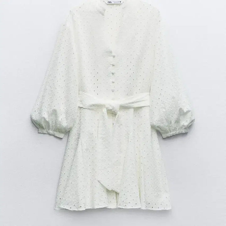 [BUNJANG] ZARA Eyelet Embroidered Mini Dress / ZARA 자라 아일렛 자수 원피스