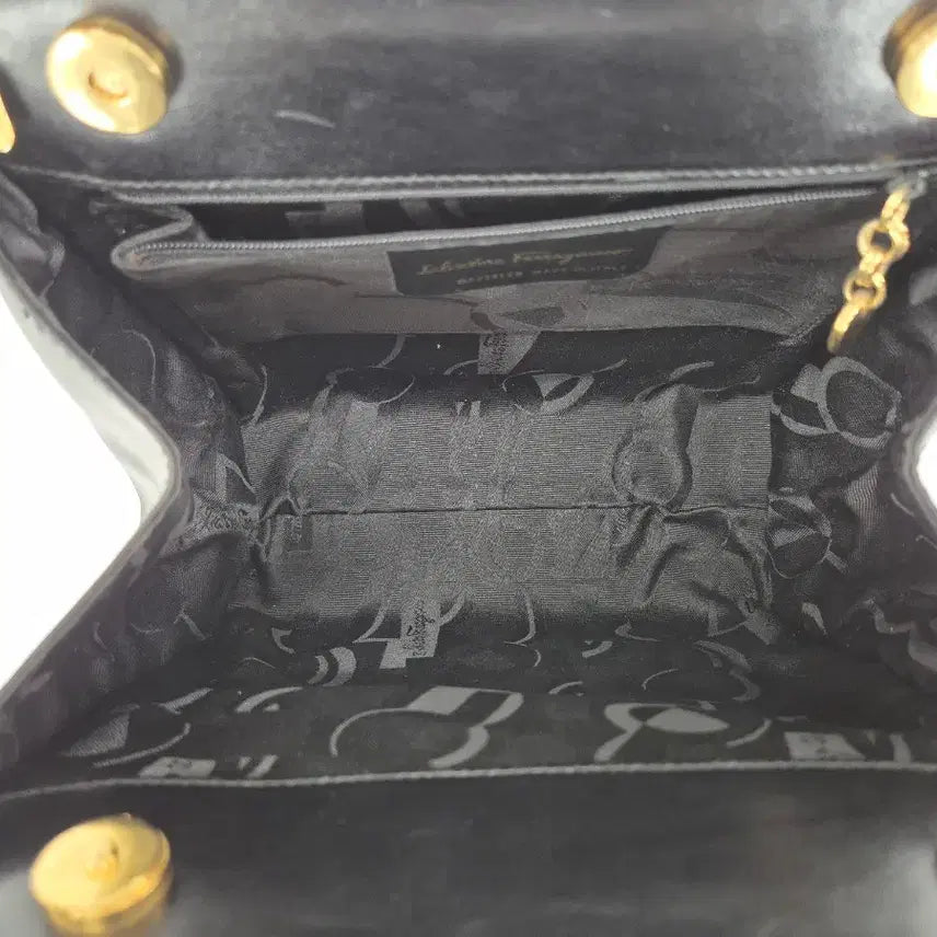 [BUNJANG] Ferragamo Vara Ribbon Top Handle 2-way Shoulder Bag / 페레가모 바라 리본 탑핸들 2way 숄더백