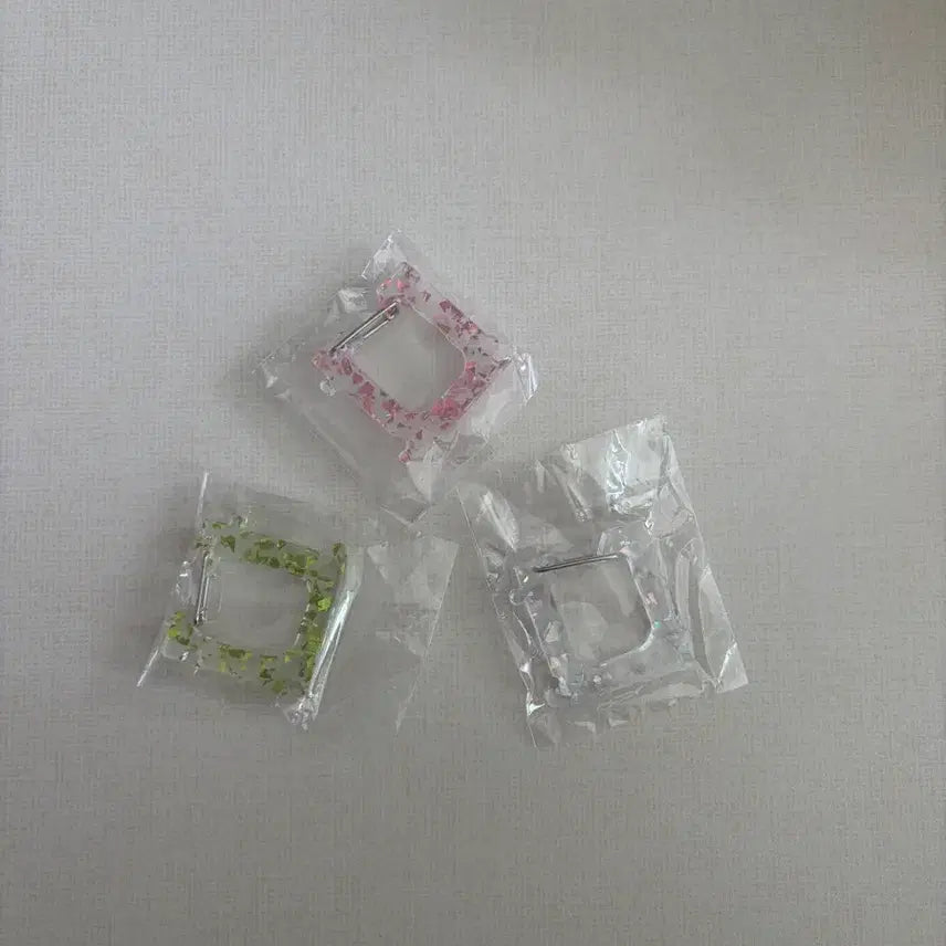 [BUNJANG] Acrylic Carabiner Keychain Gacha / 아크릴 카라비너 가챠