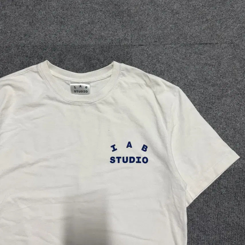 [SOLD OUT] 아이앱 화이트 반팔 티셔츠 m