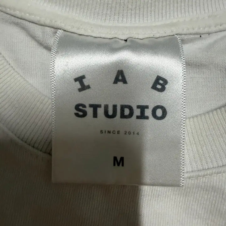 [SOLD OUT] 아이앱 화이트 반팔 티셔츠 m