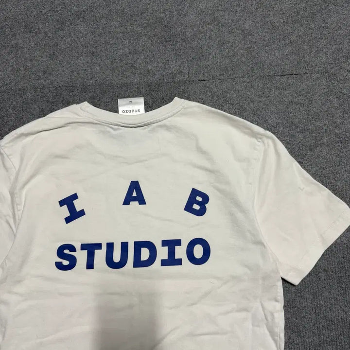 [SOLD OUT] 아이앱 화이트 반팔 티셔츠 m