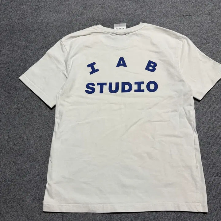 [SOLD OUT] 아이앱 화이트 반팔 티셔츠 m