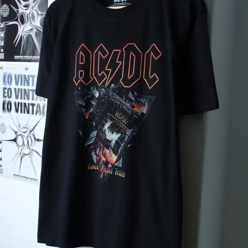 [BUNJANG] Brand Vintage ACDC Band T-shirt / (M-XL) 브랜드빈티지 반팔 티셔츠 ACDC 밴드 락티 블랙-182F2