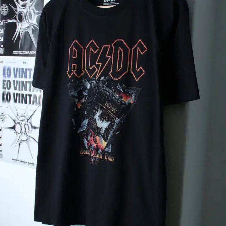 [BUNJANG] Brand Vintage ACDC Band T-shirt / (M-XL) 브랜드빈티지 반팔 티셔츠 ACDC 밴드 락티 블랙-182F2