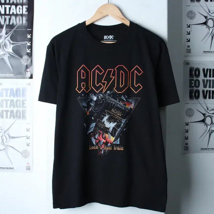 [BUNJANG] Brand Vintage ACDC Band T-shirt / (M-XL) 브랜드빈티지 반팔 티셔츠 ACDC 밴드 락티 블랙-182F2