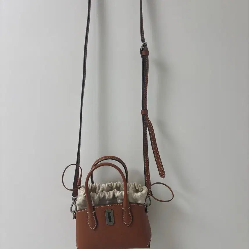 [SOLD OUT] 분크 헐밋 미니크로스백